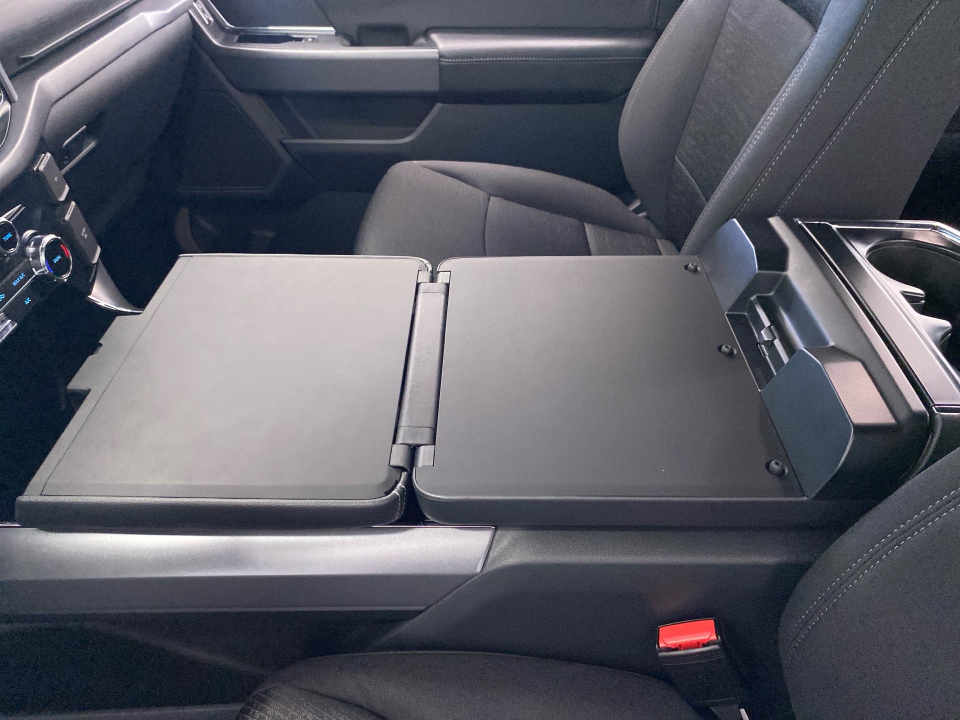 New 2026 Ford F150 XLT w/ Mobile Office Package AWD/4WD image 29