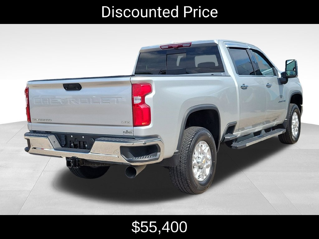 Used 2022 Chevrolet Silverado 2500 LTZ w/ LTZ Plus Package AWD/4WD image 3