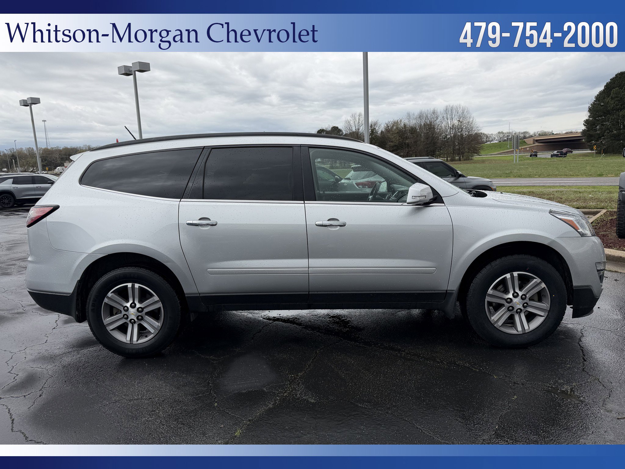 Used 2015 Chevrolet Traverse LT image 4
