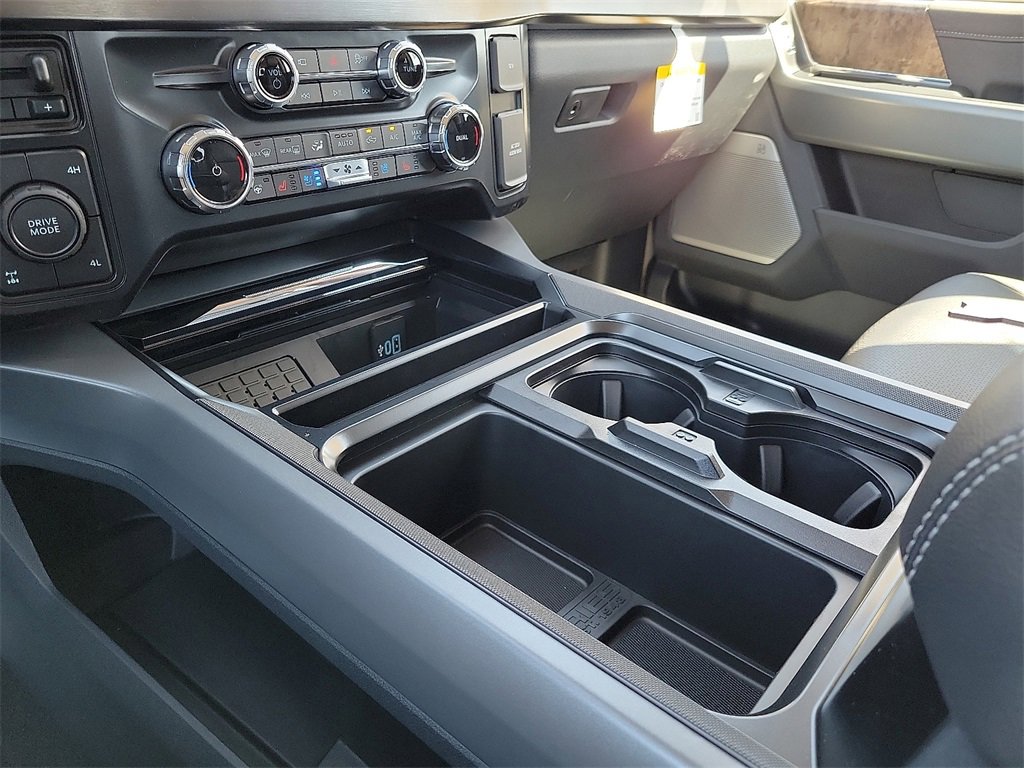 New 2026 Ford F250 Lariat image 25