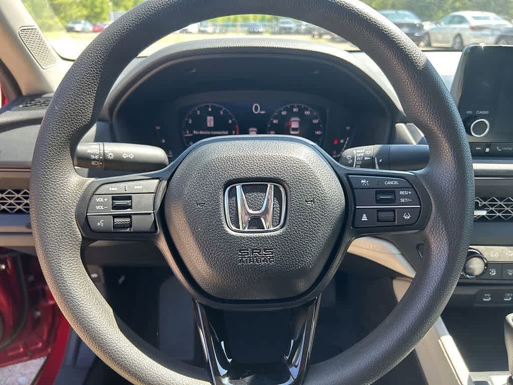 Used 2025 Honda Accord SE image 18