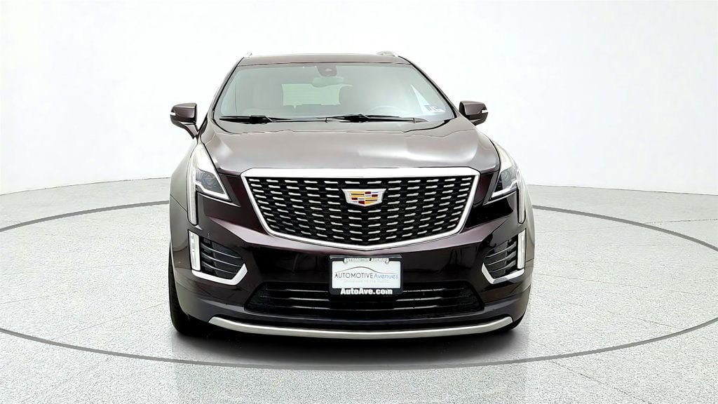 Used 2020 Cadillac XT5 Premium Luxury AWD/4WD image 2