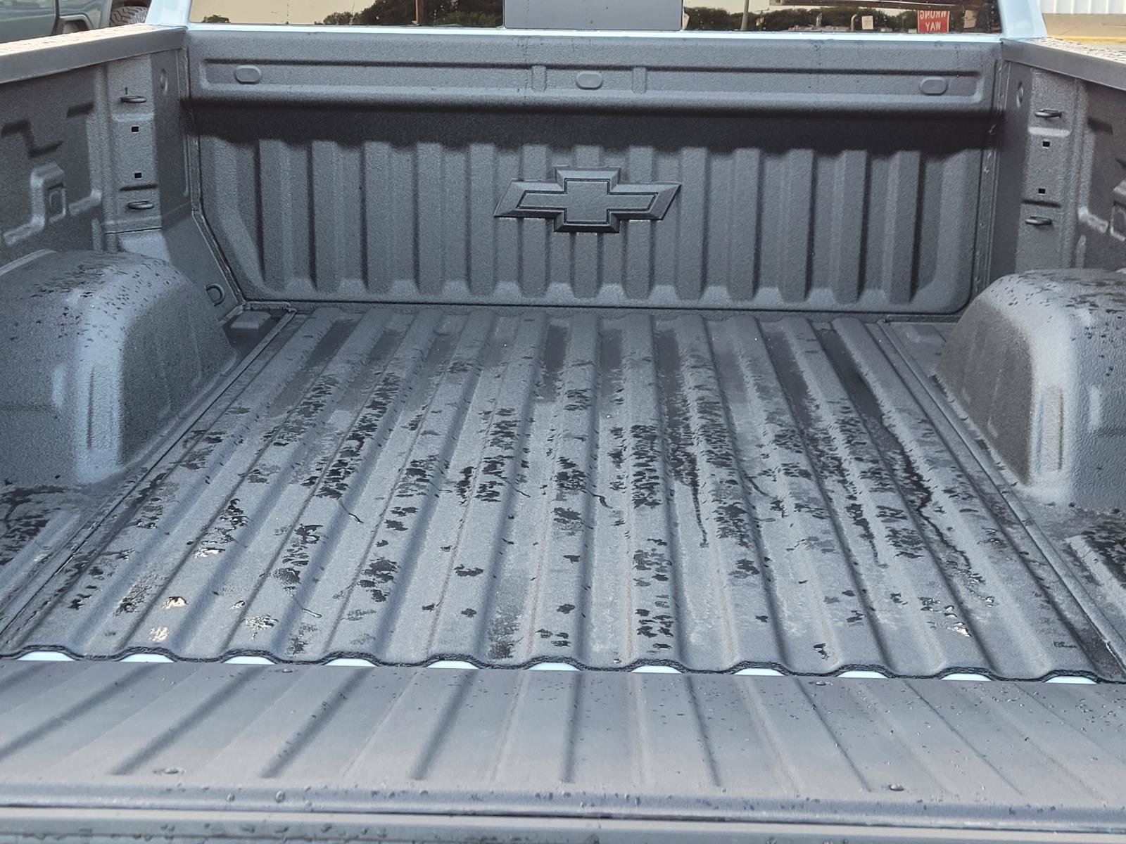 New 2026 Chevrolet Silverado 1500 High Country w/ Technology Package AWD/4WD image 6