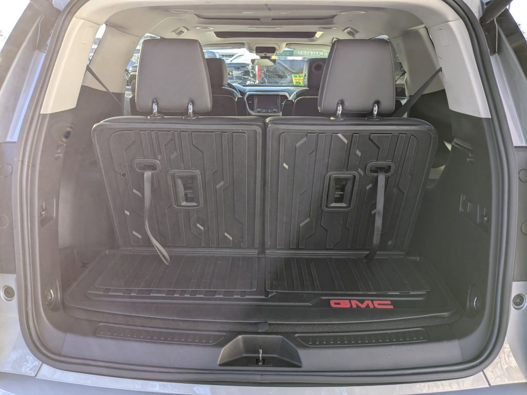 Certified 2023 GMC Acadia Denali w/ Denali Ultimate Package image 33