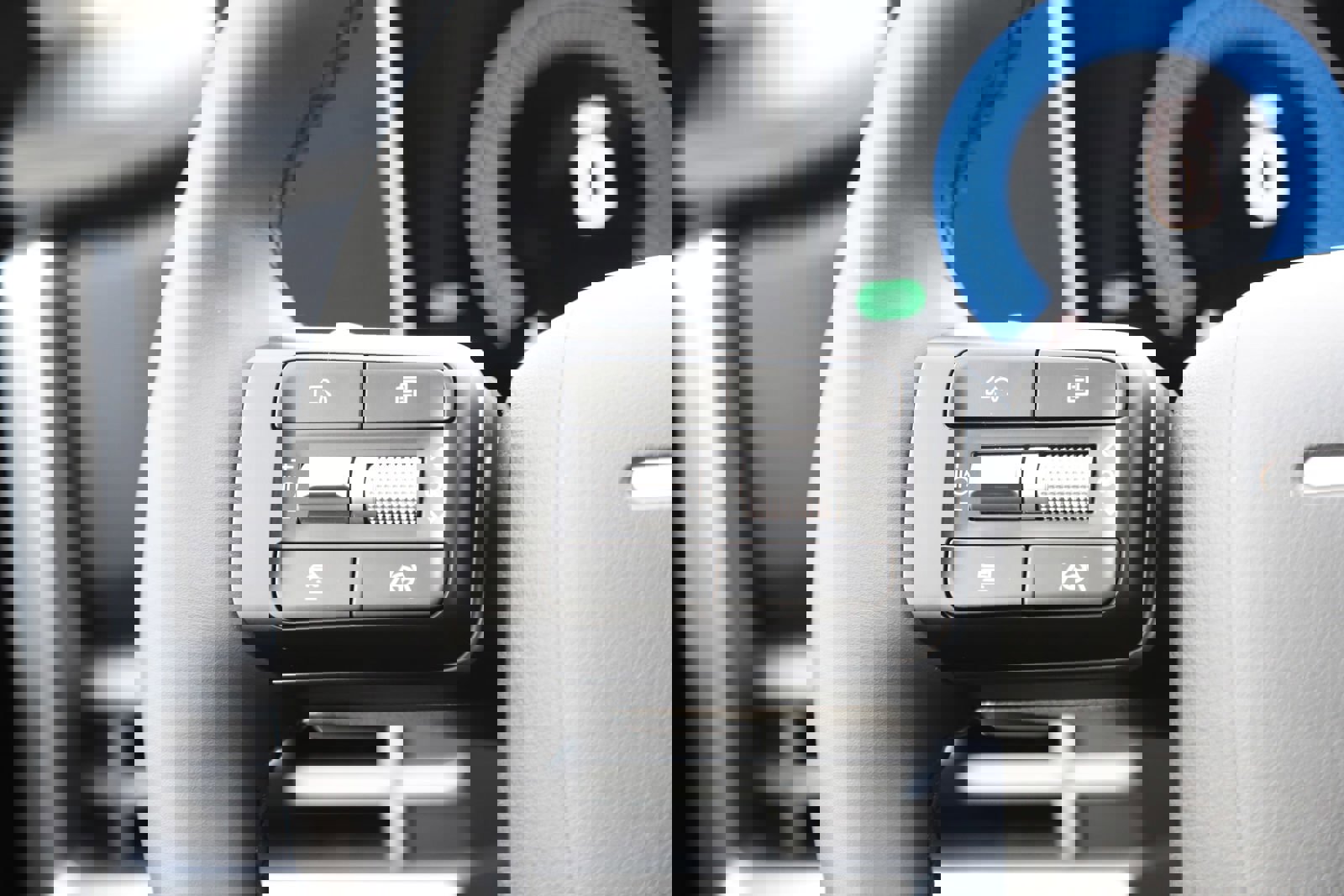 New 2026 Hyundai Santa Fe SEL image 19