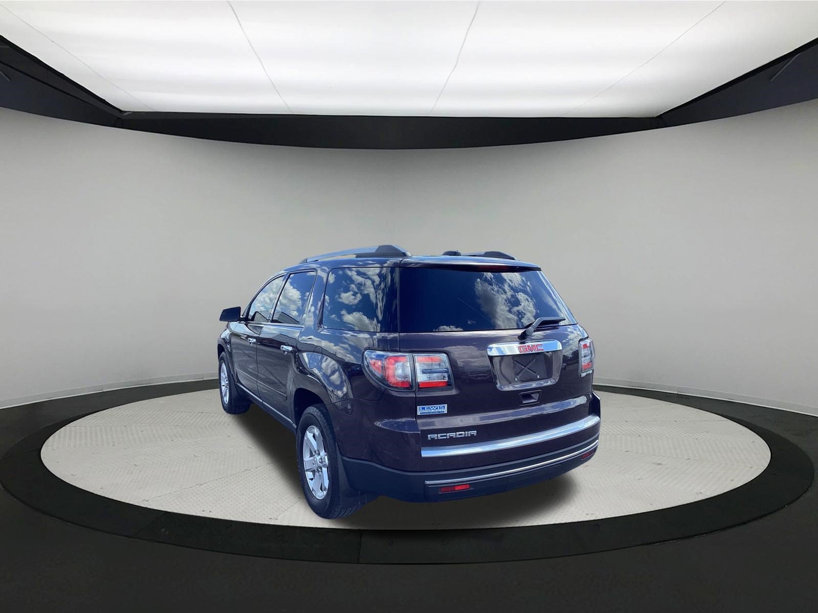 Used 2016 GMC Acadia SLE FWD image 6