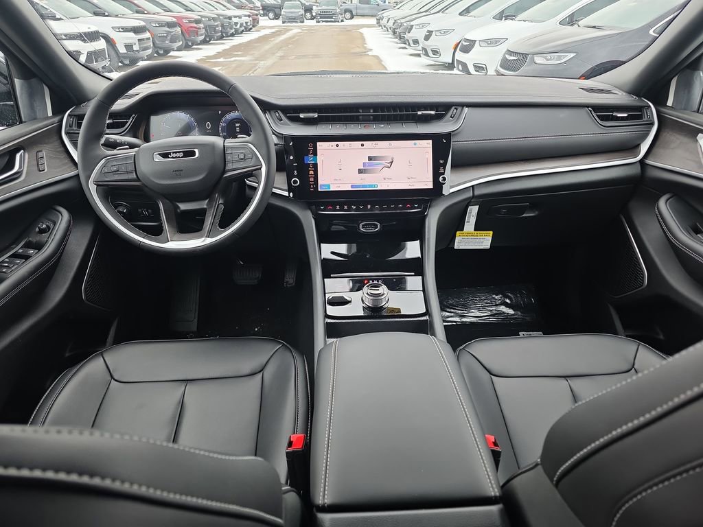 New 2026 Jeep Grand Cherokee Limited image 7