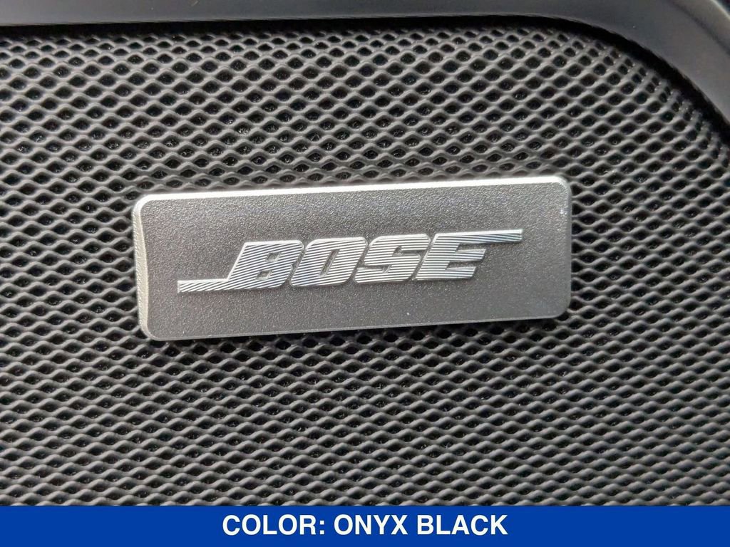 New 2025 GMC Sierra 2500 SLT w/ SLT Premium Package AWD/4WD image 13