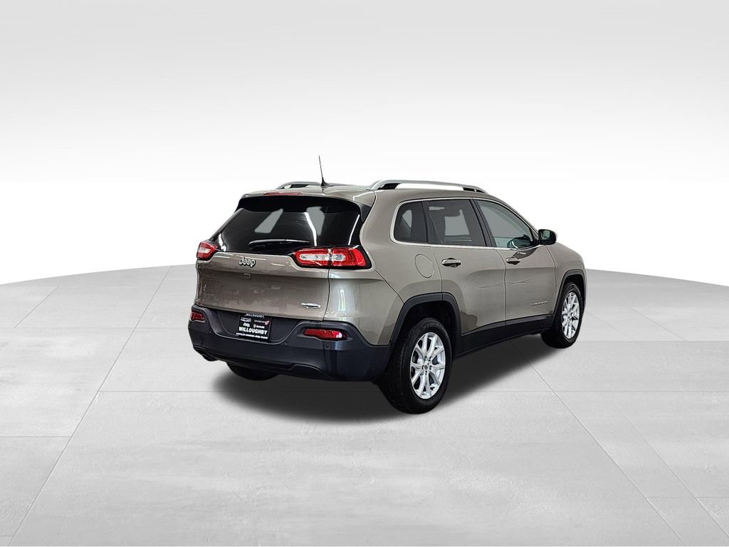Used 2016 Jeep Cherokee Latitude w/ Safety/Convenience Group FWD image 8