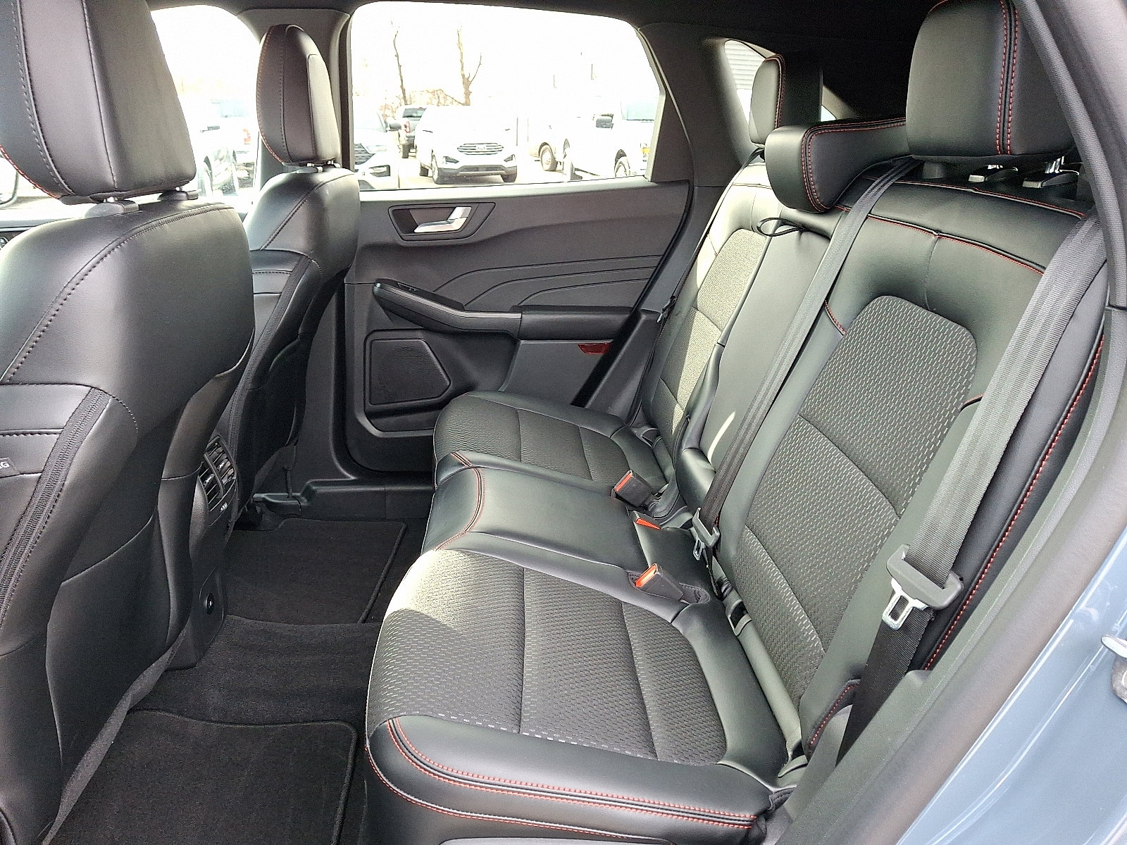 Certified 2025 Ford Escape ST-Line Elite w/ Tech Pack #1 image 13