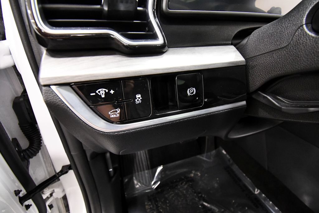 Certified 2023 Kia Sportage X-Line w/ X-Line Premium Package AWD/4WD image 19