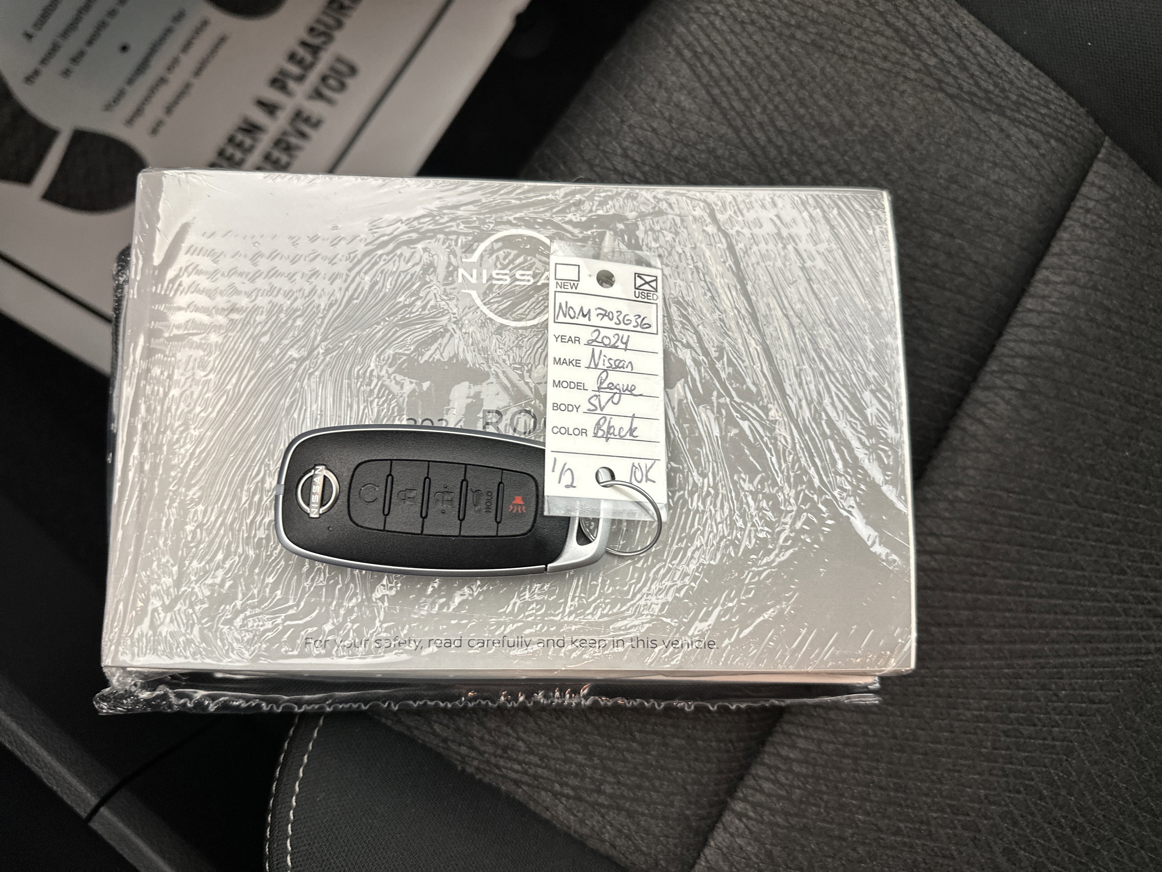 Certified 2024 Nissan Rogue SV image 32