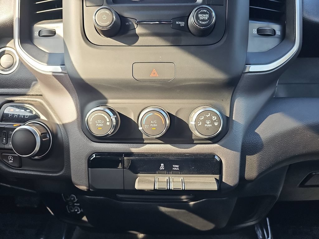Used 2022 RAM 1500 Big Horn AWD/4WD image 24