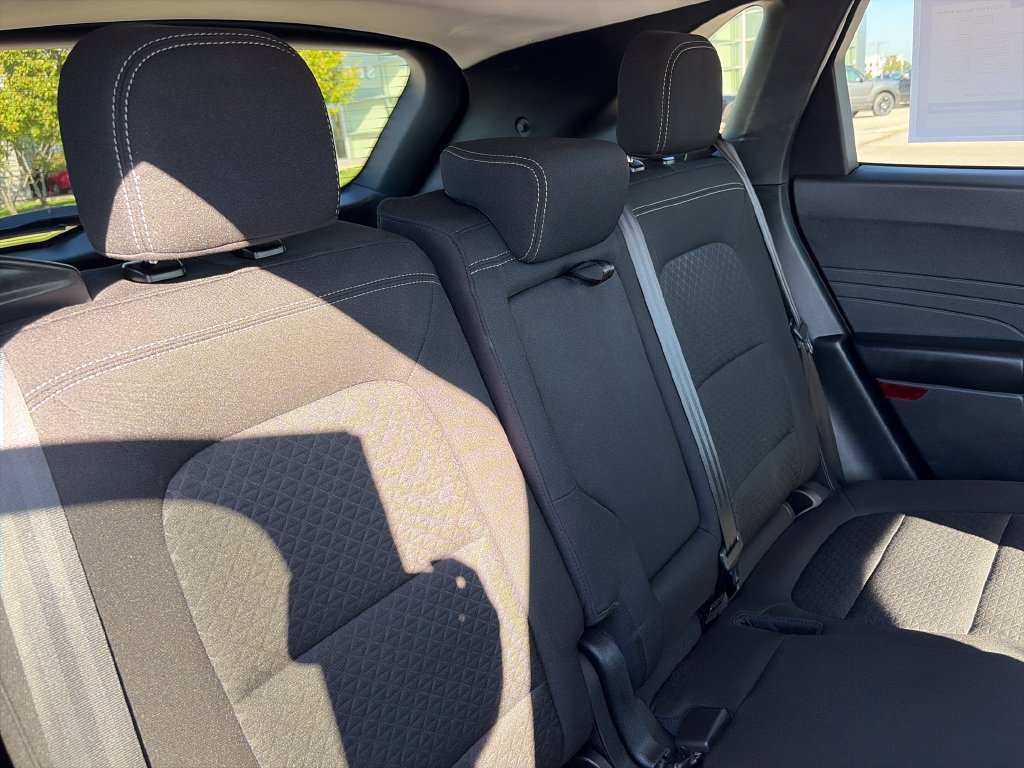 Used 2025 Ford Escape Active AWD/4WD image 33