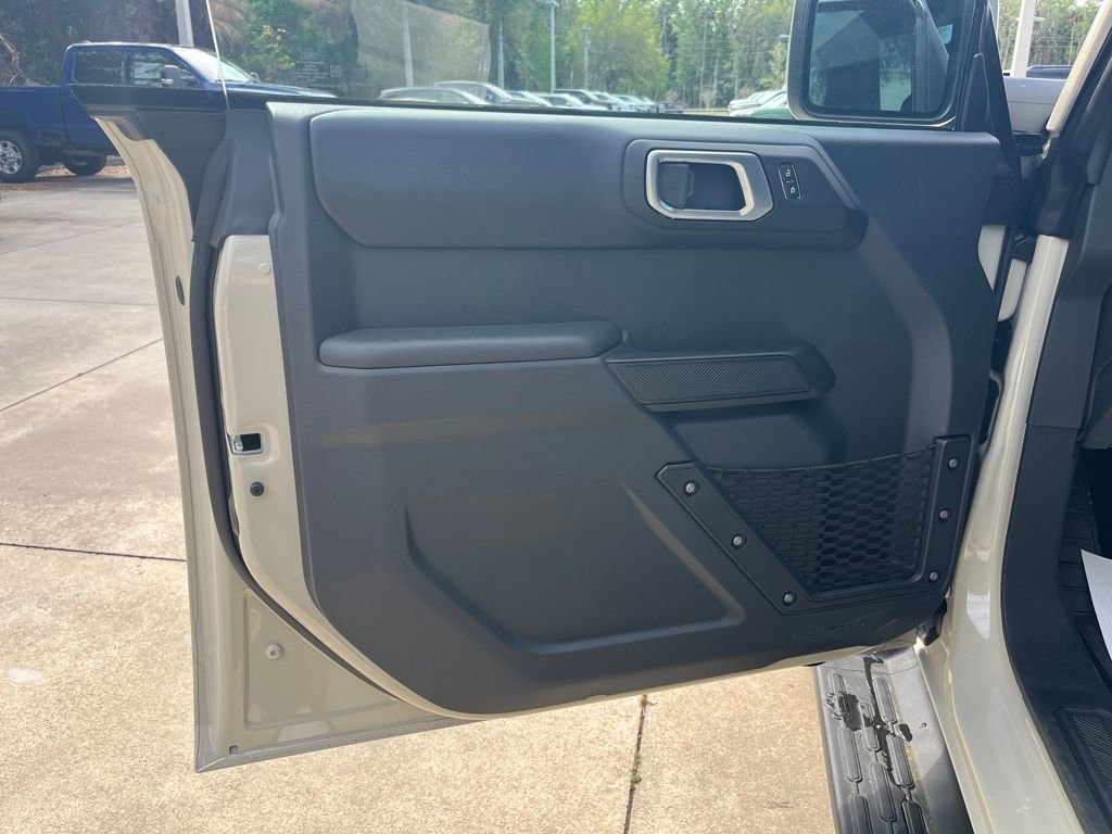 New 2026 Ford Bronco Outer Banks AWD/4WD image 16