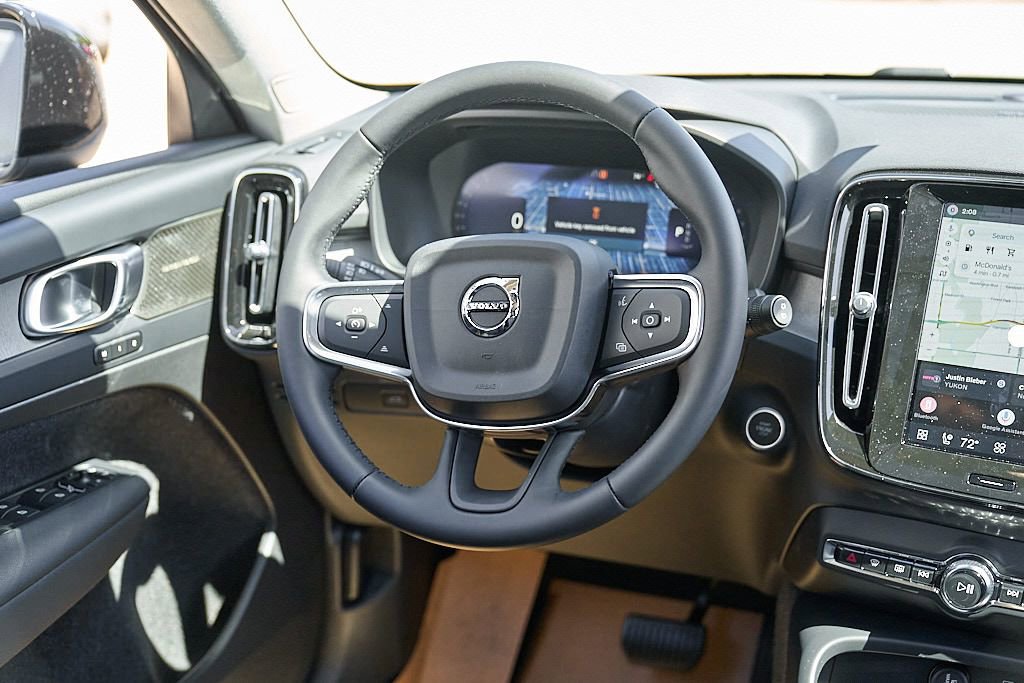 New 2026 Volvo XC40 B5 Plus w/ Climate Package AWD/4WD image 25