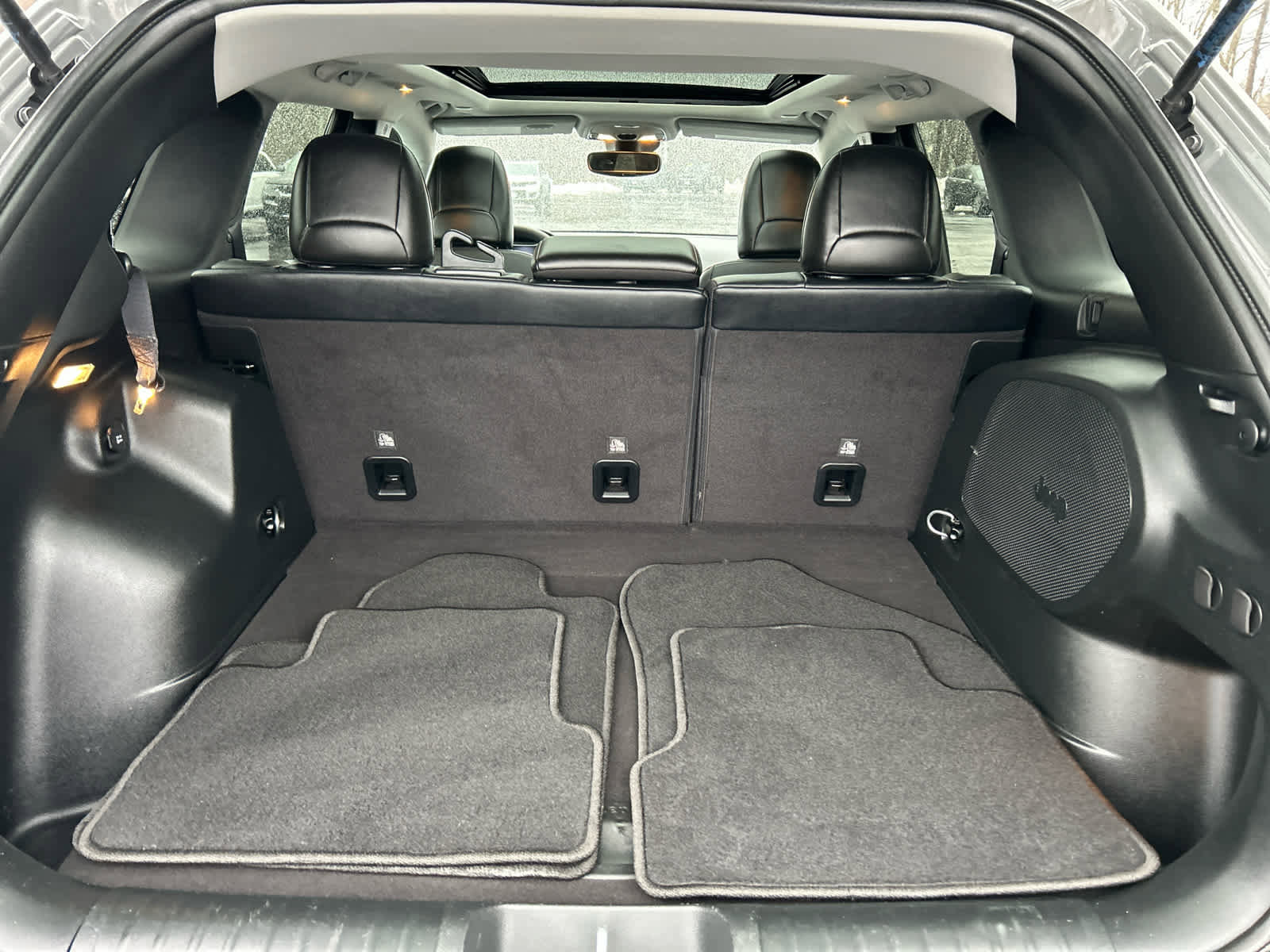 Used 2022 Jeep Cherokee Latitude Lux w/ Sun & Sound Group image 44