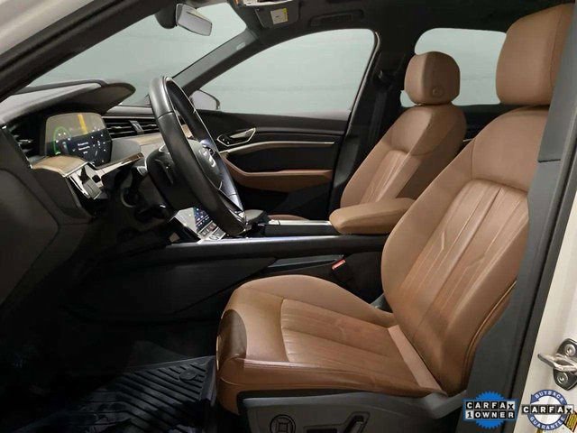 Used 2024 Audi Q8 e-tron Premium image 20