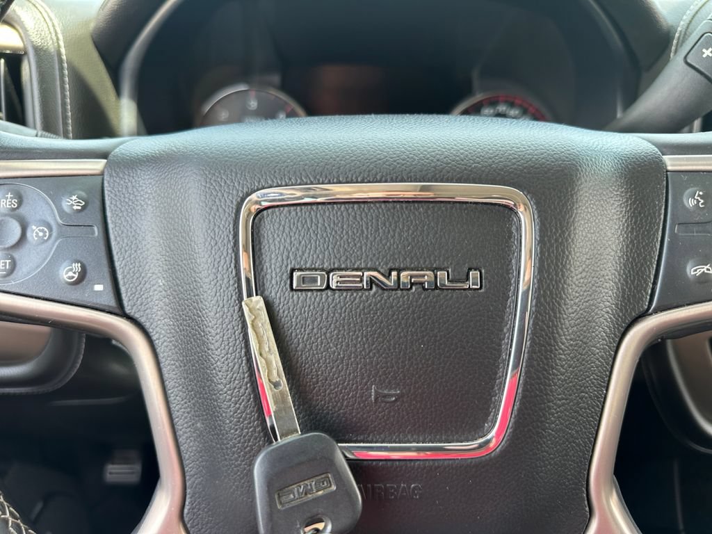 Used 2016 GMC Sierra 1500 Denali w/ Denali Ultimate Package AWD/4WD image 39