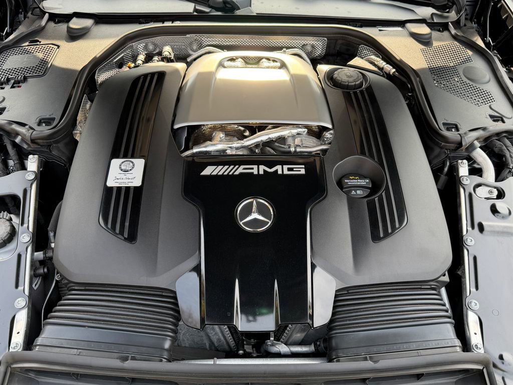 Used 2025 Mercedes-Benz SL 63 AMG S e Performance 4MATIC image 10