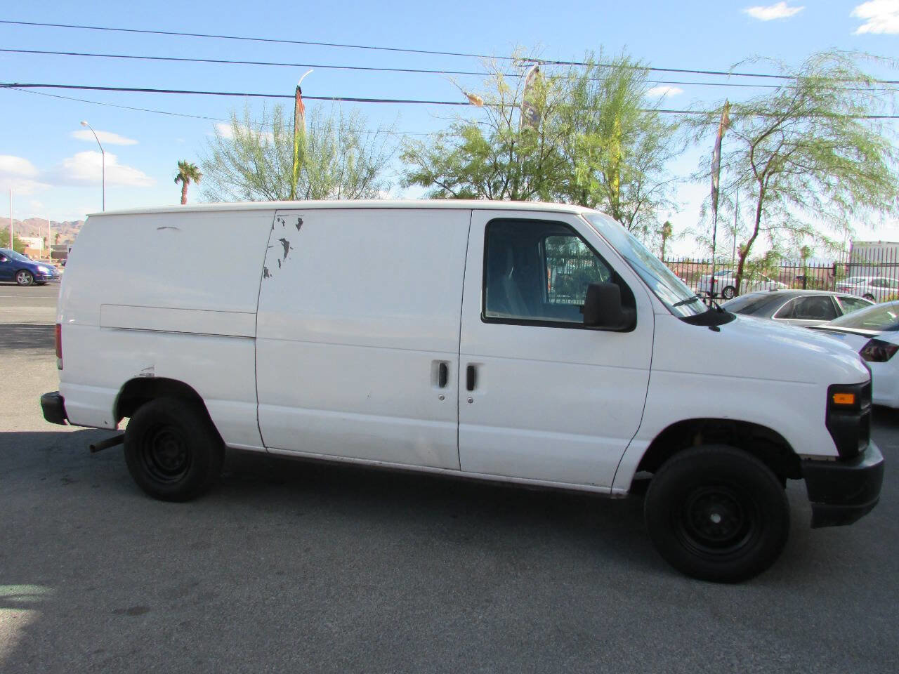 Used 2011 Ford E-150 and Econoline 150 w/ Commercial Cargo Van Pkg image 2