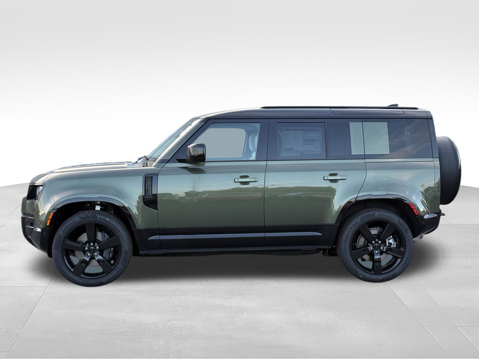 New 2026 Land Rover Defender 110 X-Dynamic SE AWD/4WD image 2