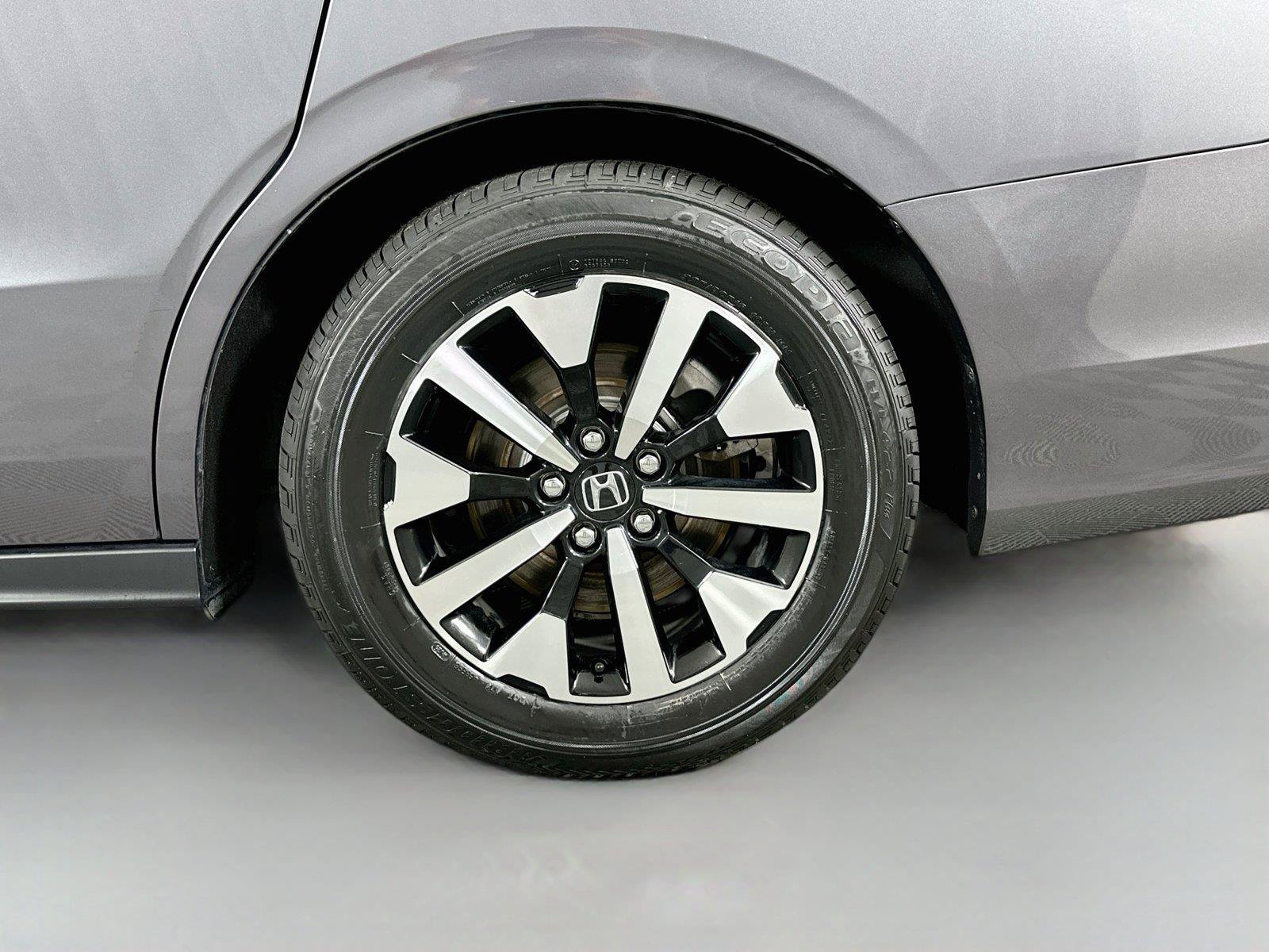 Certified 2025 Honda Odyssey EX-L image 31