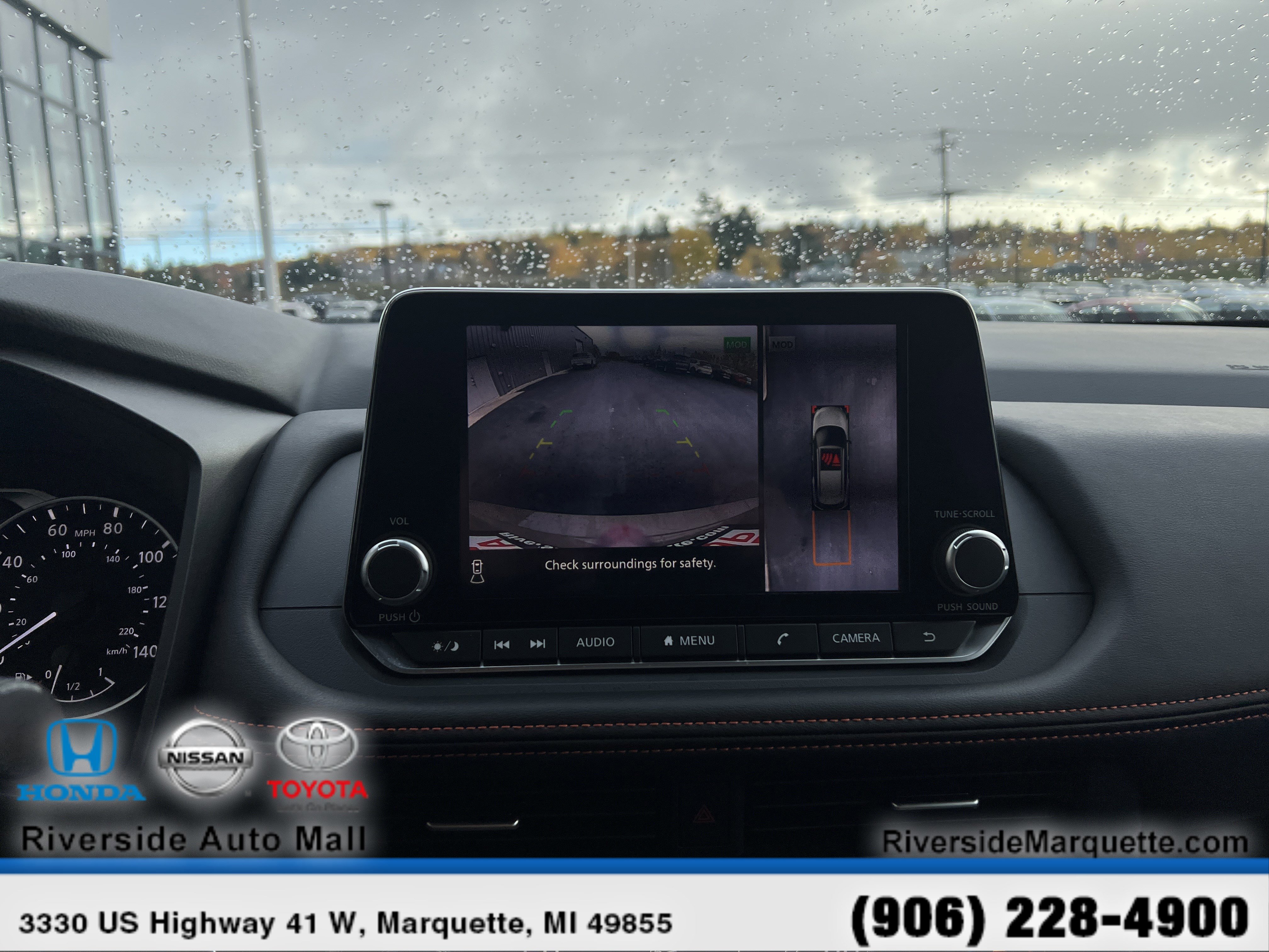 Used 2025 Nissan Rogue SV AWD/4WD image 22