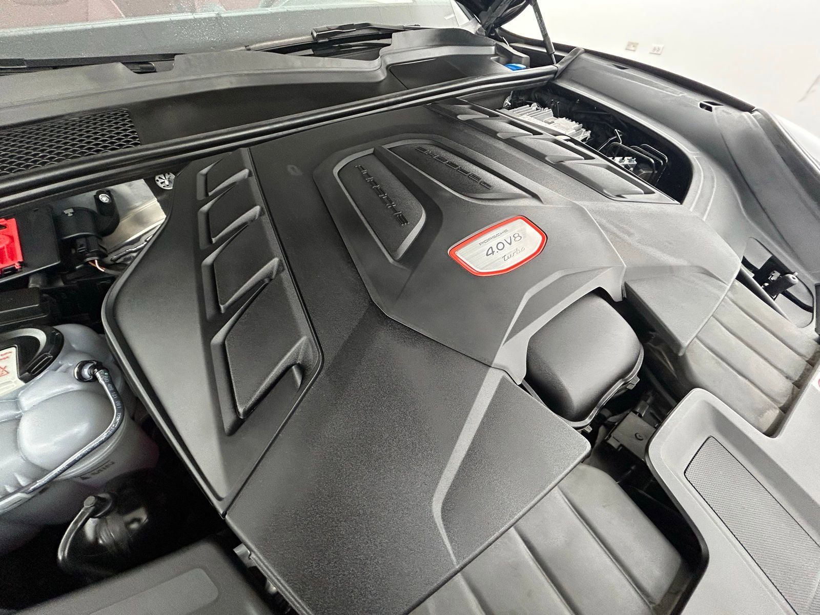 Used 2023 Porsche Cayenne Turbo image 43