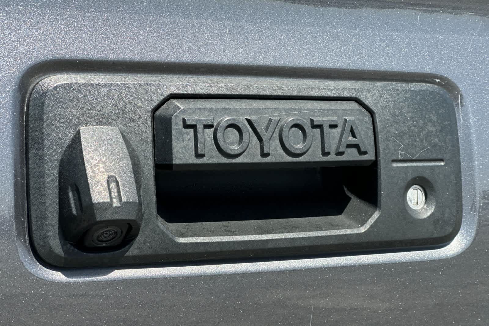 Used 2021 Toyota Tacoma SR w/ SR Convenience Package RWD image 4