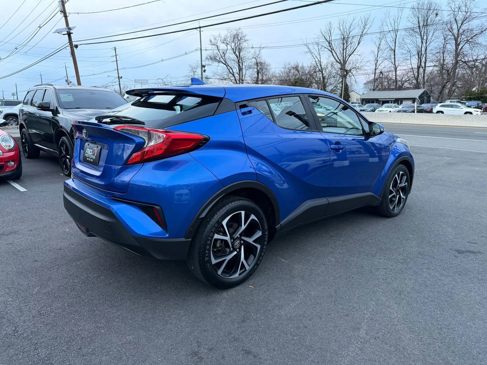 Used 2018 Toyota C-HR XLE image 9