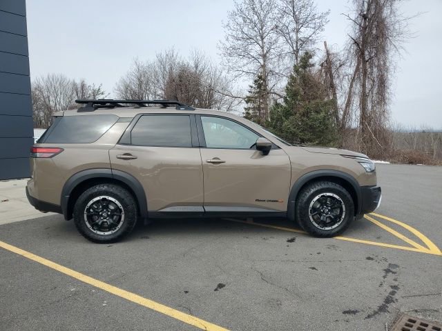 Certified 2024 Nissan Pathfinder Rock Creek image 8