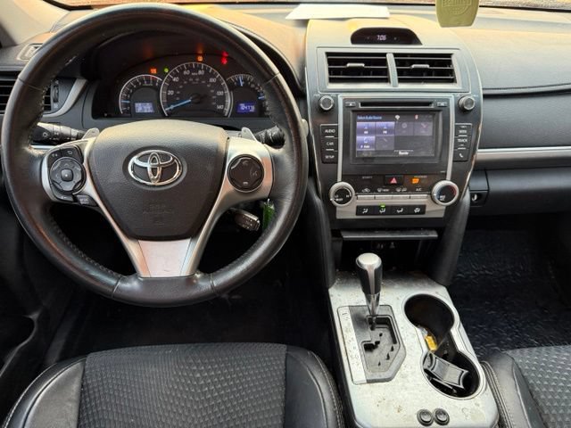 Used 2014 Toyota Camry SE FWD image 3
