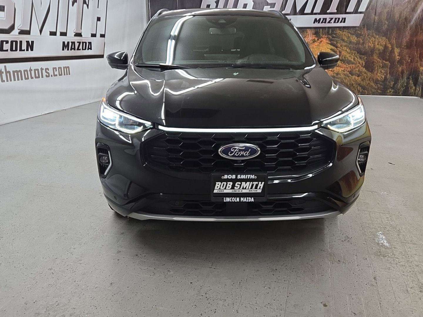 Used 2023 Ford Escape ST-Line Elite AWD/4WD image 17