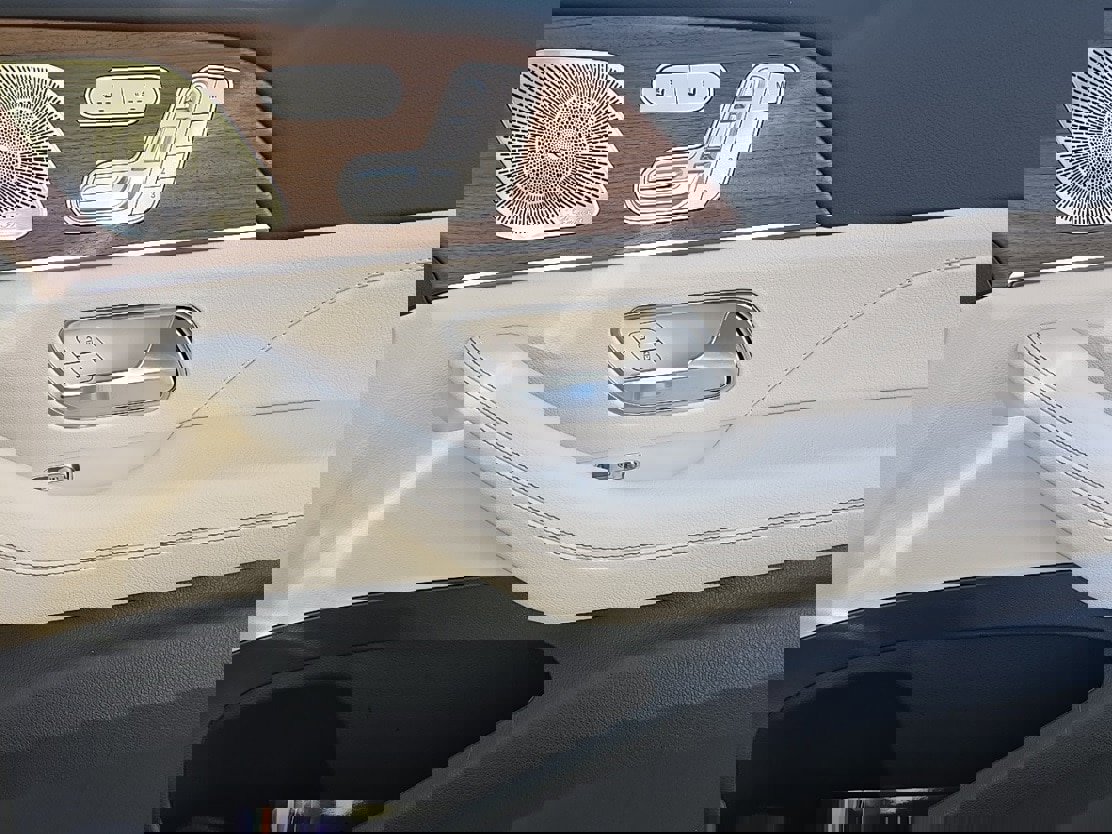 New 2026 Mercedes-Benz GLS 450 4MATIC image 39