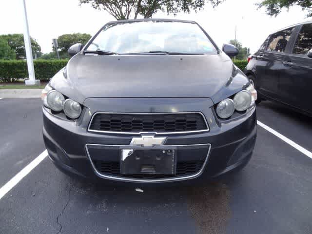 Used 2014 Chevrolet Sonic LT FWD image 2