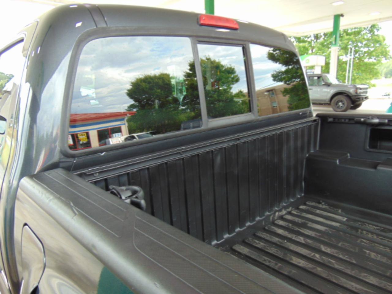 Used 2010 Toyota Tacoma 4x4 Double Cab image 15
