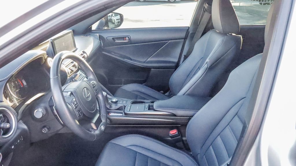 Used 2022 Lexus IS 350 F Sport w/ Navigation Package image 18