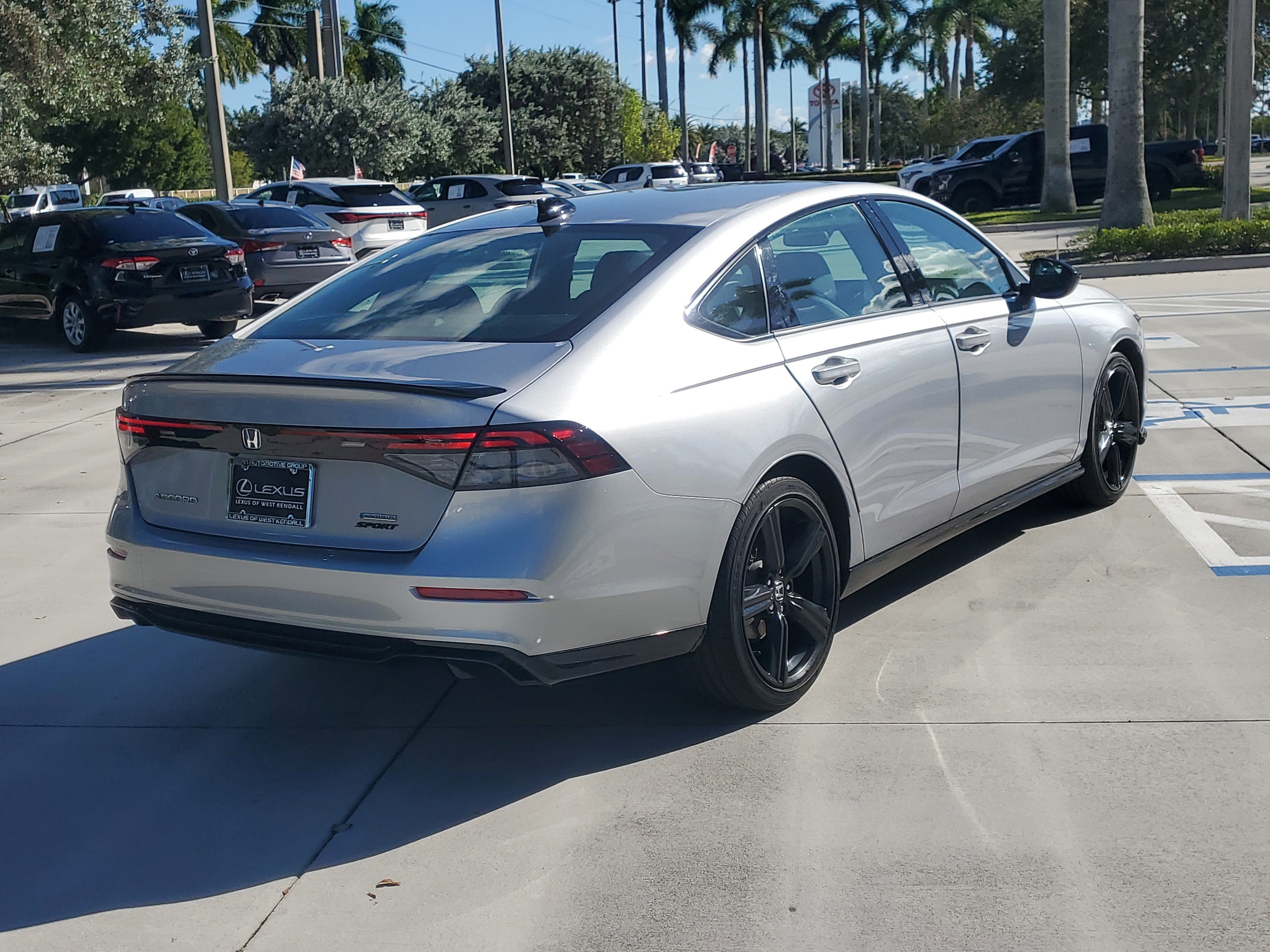 Used 2023 Honda Accord Sport image 10