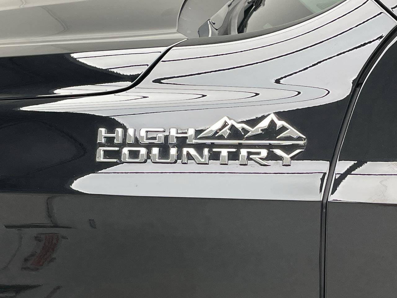 Certified 2021 Chevrolet Tahoe High Country AWD/4WD image 36