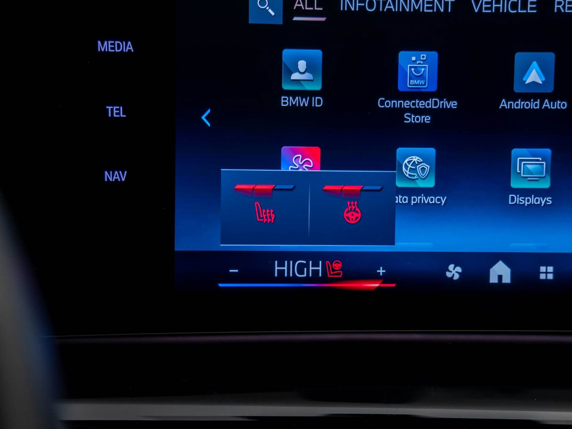 Certified 2025 BMW X2 xDrive28i image 28