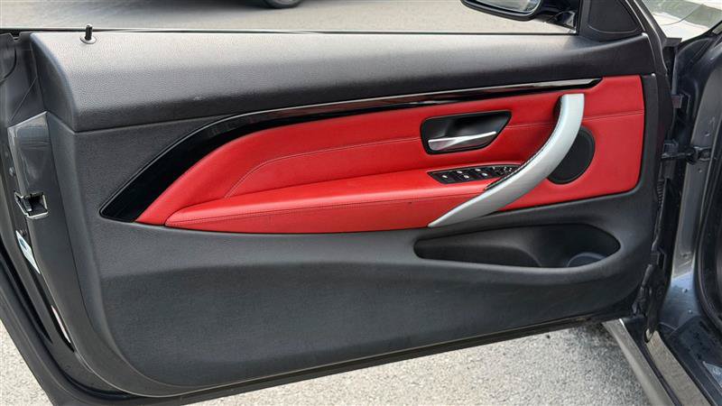 Used 2017 BMW 430i Convertible RWD image 25