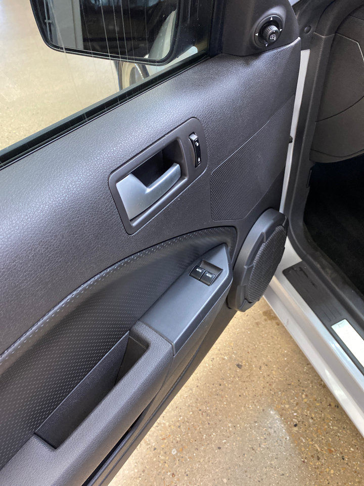 Used 2006 Ford Mustang GT RWD image 13