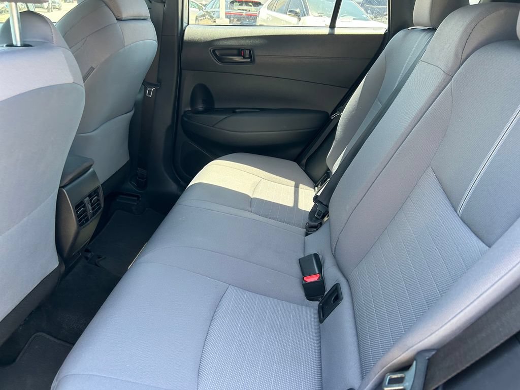 Used 2023 Toyota Corolla Cross AWD Hybrid image 16