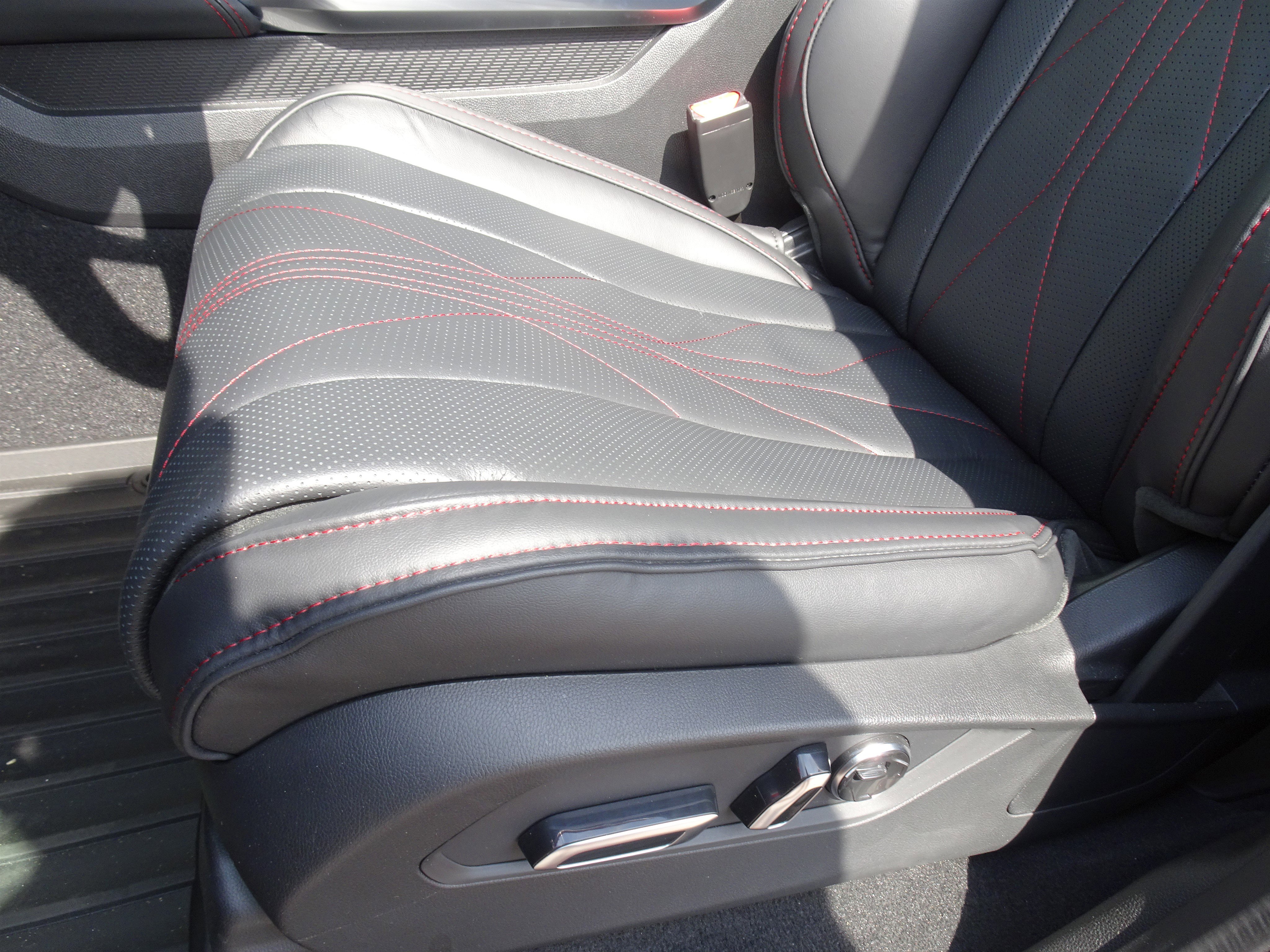 Used 2026 Acura MDX A-Spec image 9