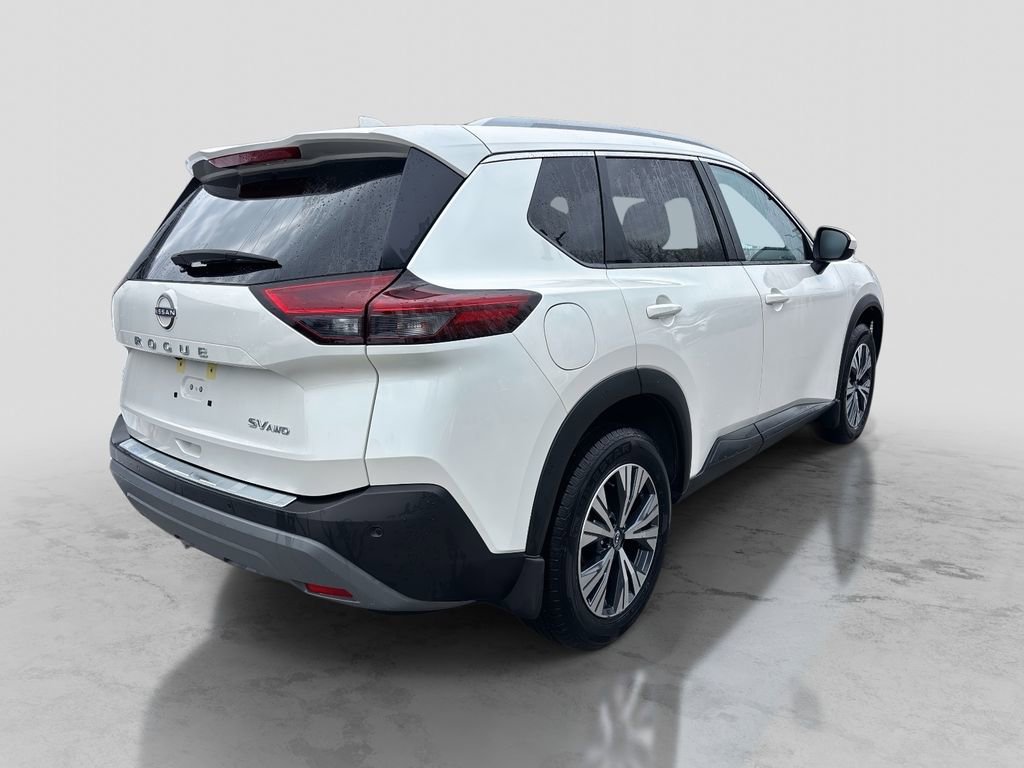 Used 2023 Nissan Rogue SV w/ SV Premium B Package image 5