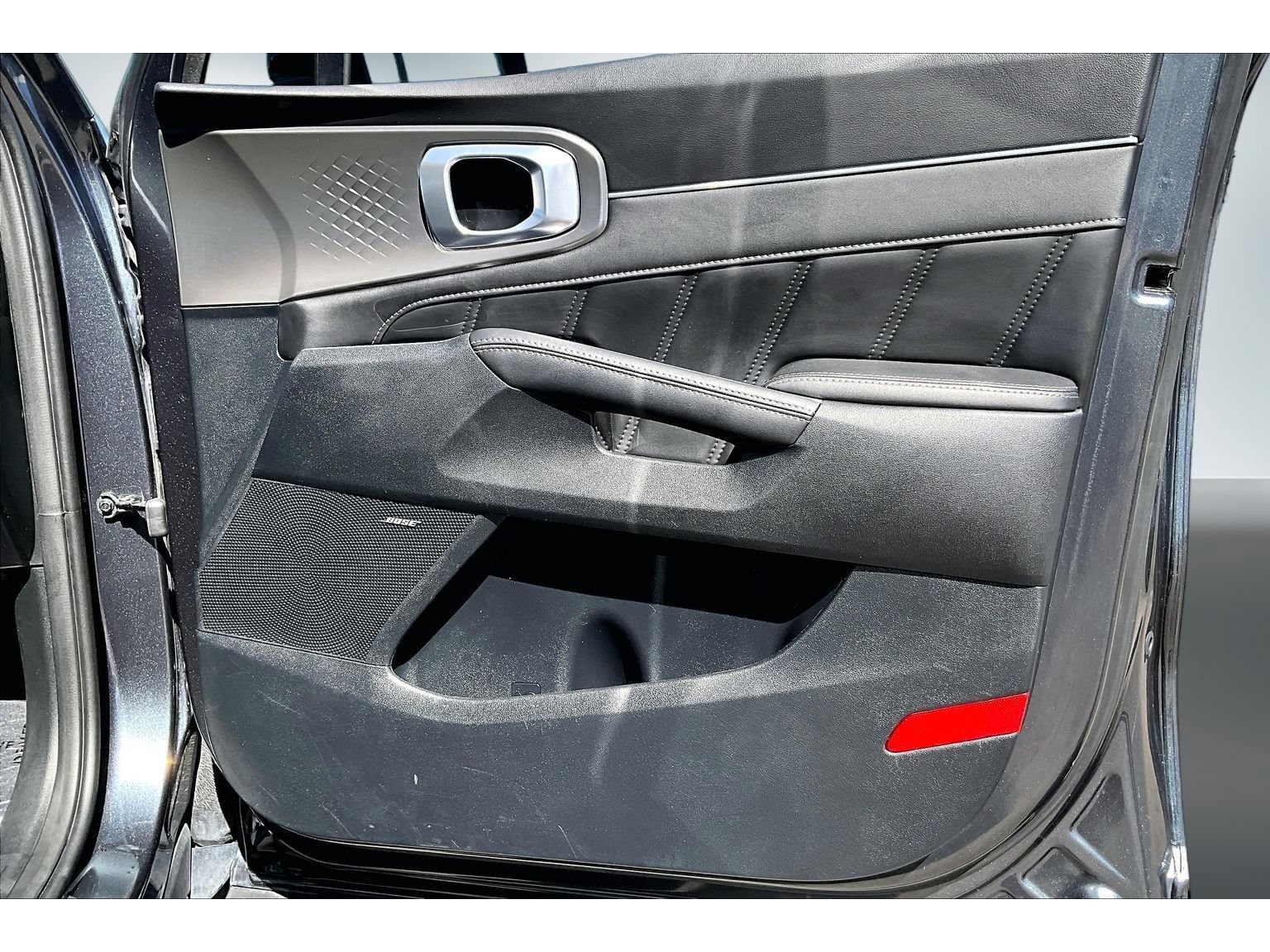 Used 2023 Kia Sorento SX AWD/4WD image 29