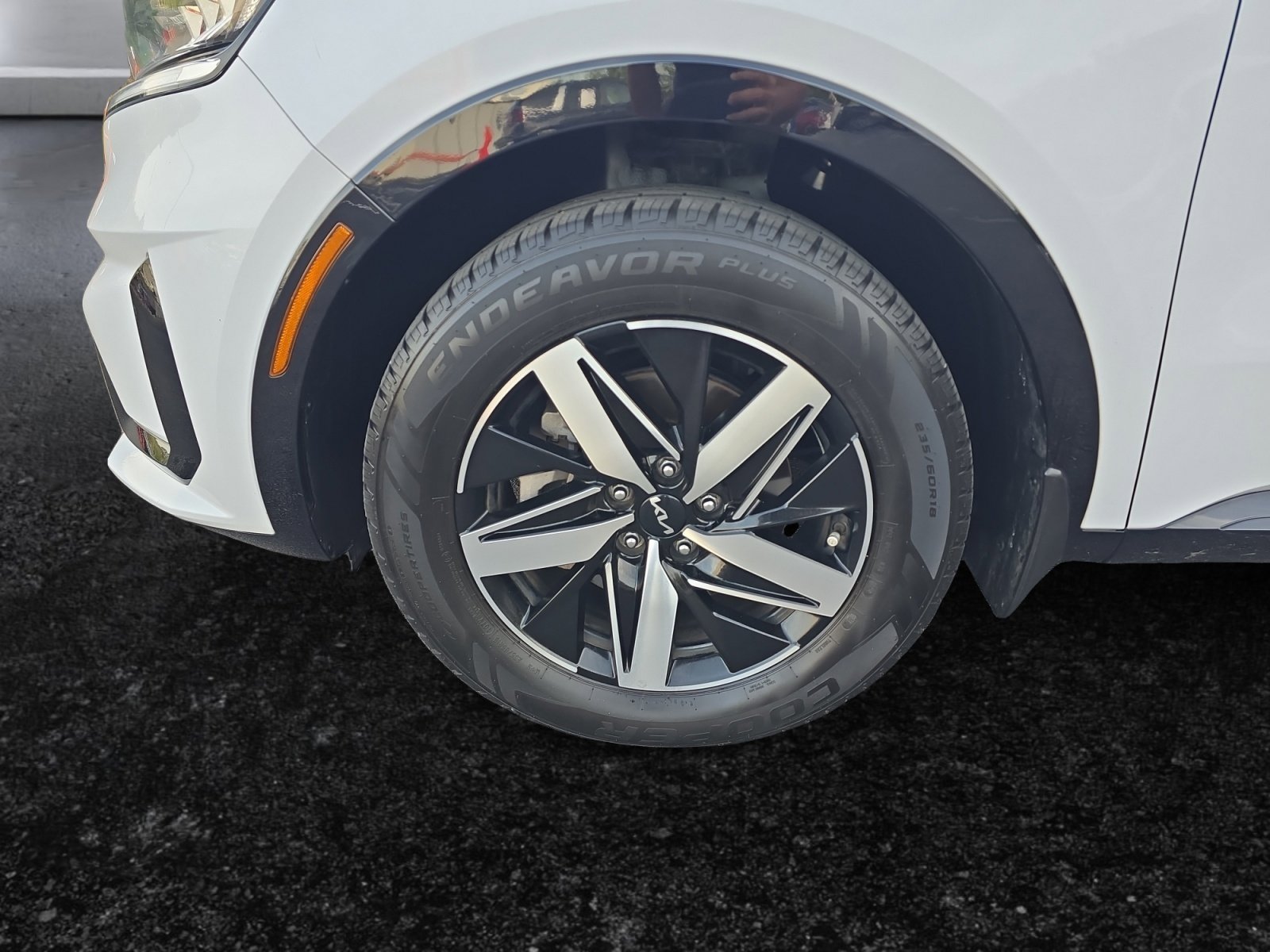 Used 2022 Kia Sorento S image 9