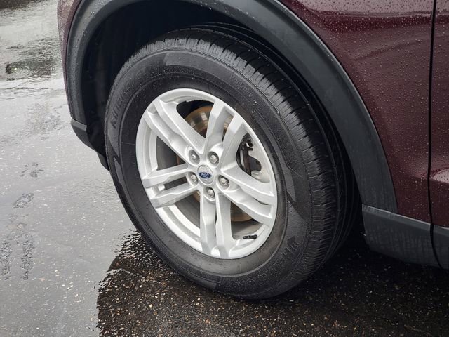 Used 2022 Ford Explorer XLT image 34