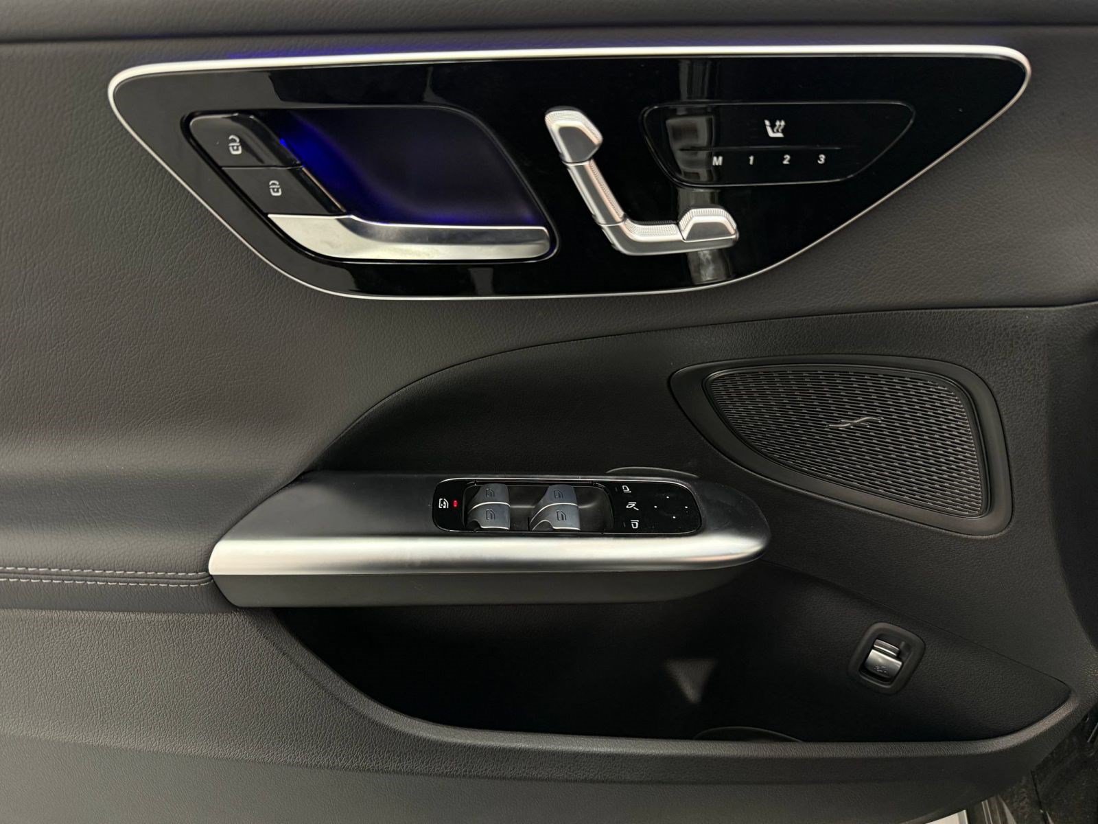 New 2026 Mercedes-Benz C 300 4MATIC Sedan image 11